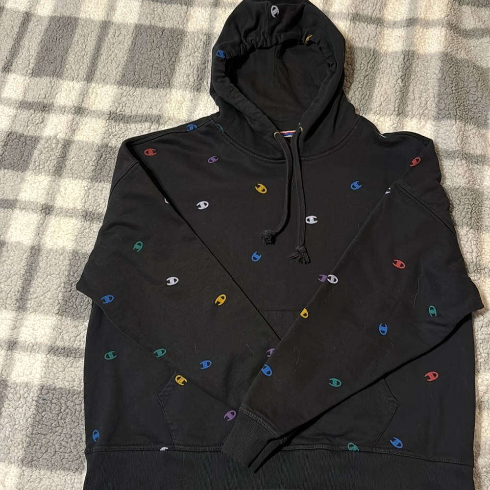 Women’s Champion Sweatshirt - Picture 3 of 5